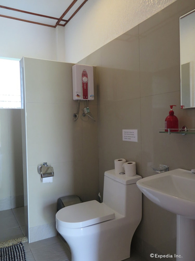 Bathroom 4, Bohol Sunside Resort, Panglao