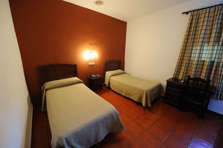 Bedroom 3, Zaida, Sevilla
