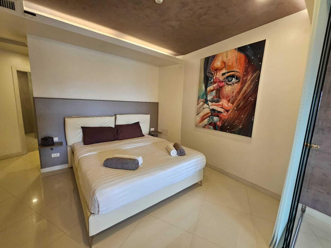 Room 4, Sunset View Steps from Karon Beach C162, Pulau Phuket