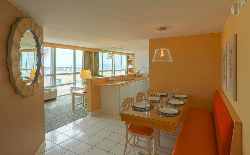 Food & Drinks, Boardwalk Resort and Villa, Virginia Beach