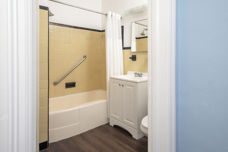 Bathroom 4, Delray Breakers on the Ocean, Palm Beach