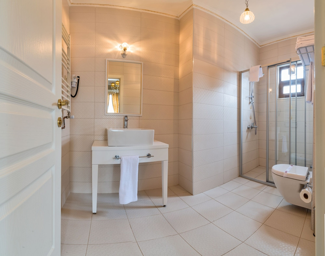 Bathroom 5, Enderun Hotel, Fatih
