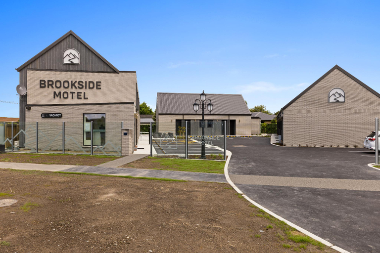 5, Brookside Motel, Selwyn