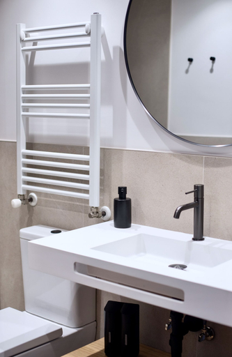 Bathroom 4, Katrapona, Guipúzcoa