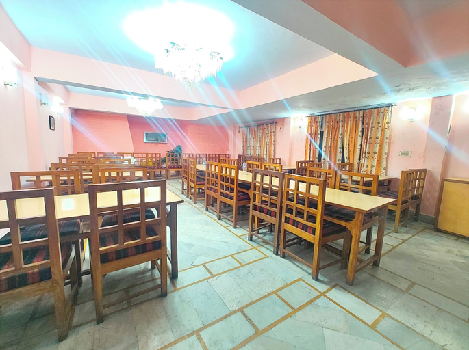 Food & Drinks 3, Hotel Radha Continental Near Mall Road, Nainital