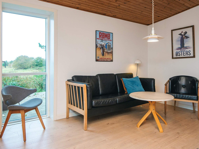Others 5, 5 Person Holiday Home in Romo, Tønder