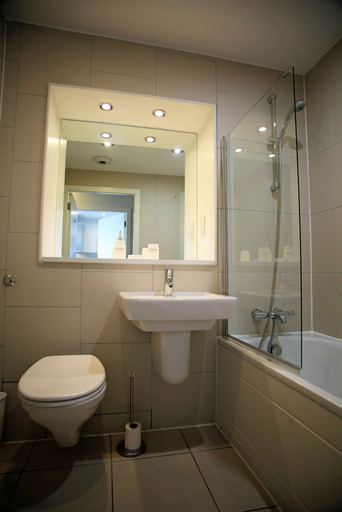 Room 2, Cherry in Newcastle Upon Tyne, Newcastle upon Tyne