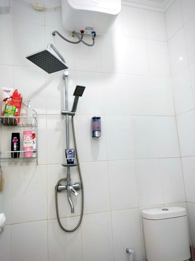Bathroom 5, Salma Homestay by Premier Guesthouse, Sleman