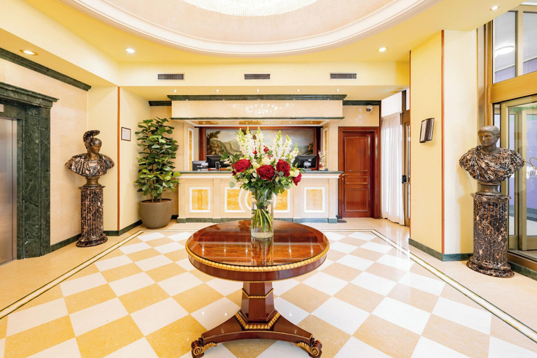 Public Area 3, Hotel Internazionale, Bologna
