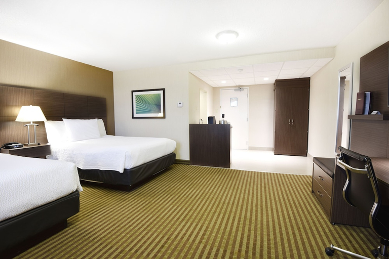 Bedroom 4, Victoria Inn Hotel & Convention Centre, Division No. 11