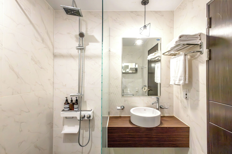 Bathroom 3, JK Blossom Hotel, Gangseo