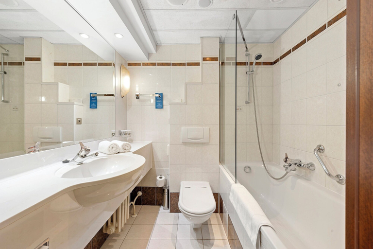 Bathroom 5, Panorama by Verdi Hotels, Praha 4