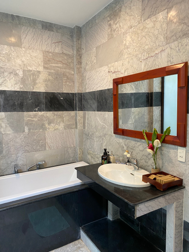 Bathroom 4, Villa Orchid Garden Riverside, Da Nang