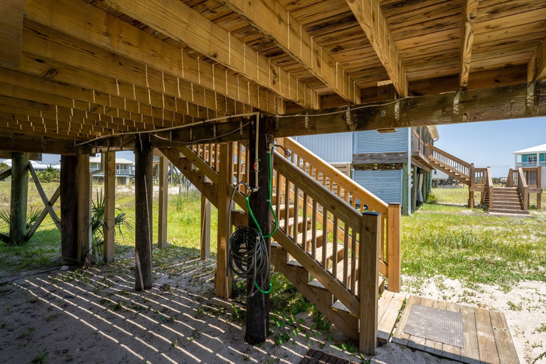 Property grounds 3, Boa Vista - 106 Ponchartrain 3 Bedroom Home by RedAwning, Mobile