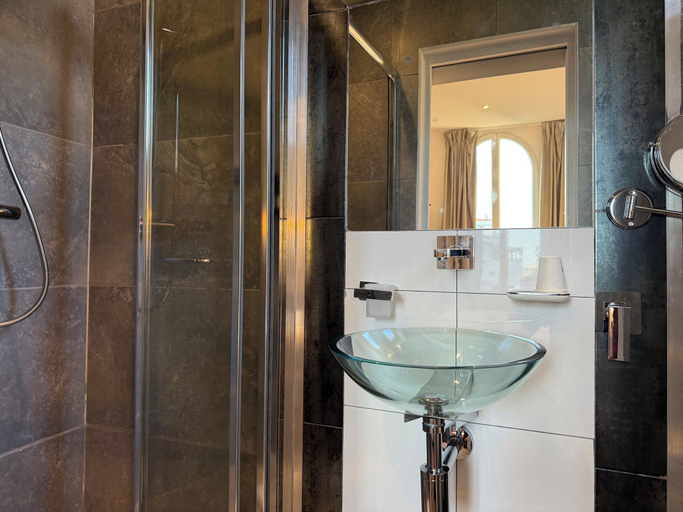 Bathroom 5, Ideal Séjour Cannes, Hôtel de Charme, Alpes-Maritimes
