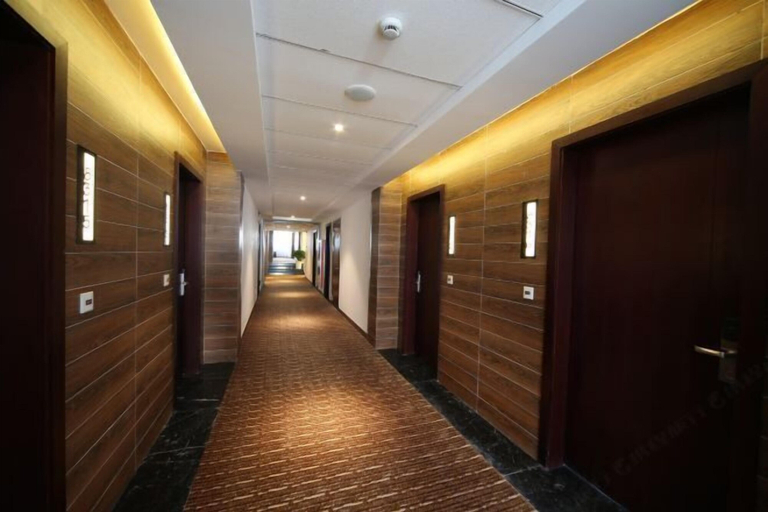 Others 5, Baolong Yugang Hotel, Shanghai