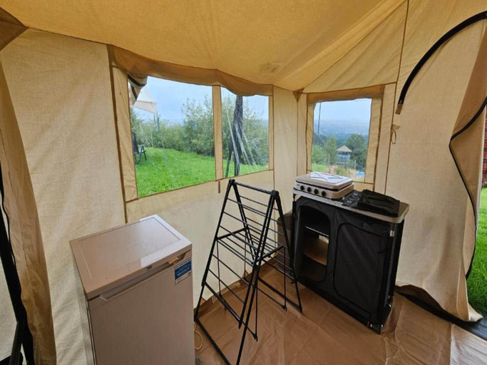 5, Cozy Tent Stay with Activities, Liège