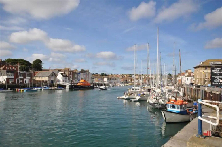 Room 2, Luxury Charming Seaside Flat Weymouth, Dorset