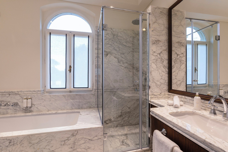 Bathroom 4, Hotel Regency, Florence