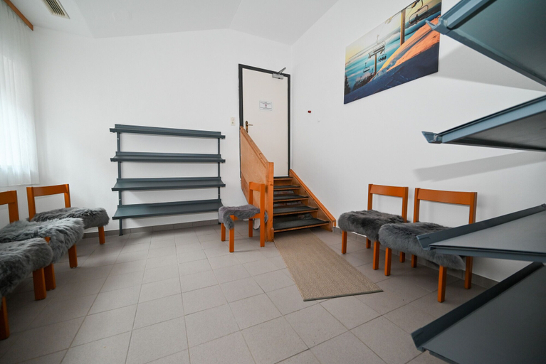 Room 5, Schmitten 27 - Room 1 200m From ski Lift, Zell am See