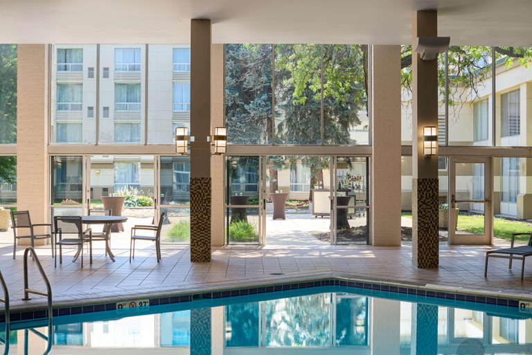 Sport & Beauty 2, DoubleTree by Hilton Minneapolis Airport, MN, Hennepin