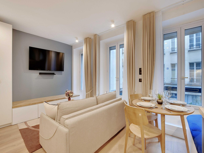 Others 4, Magnificent apartment - 2BR/4P - Place des Vosges, Paris