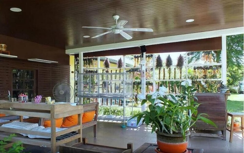 Food & Drinks, Tharnrarin Villa Suphan Buri, Doembang Nangbua