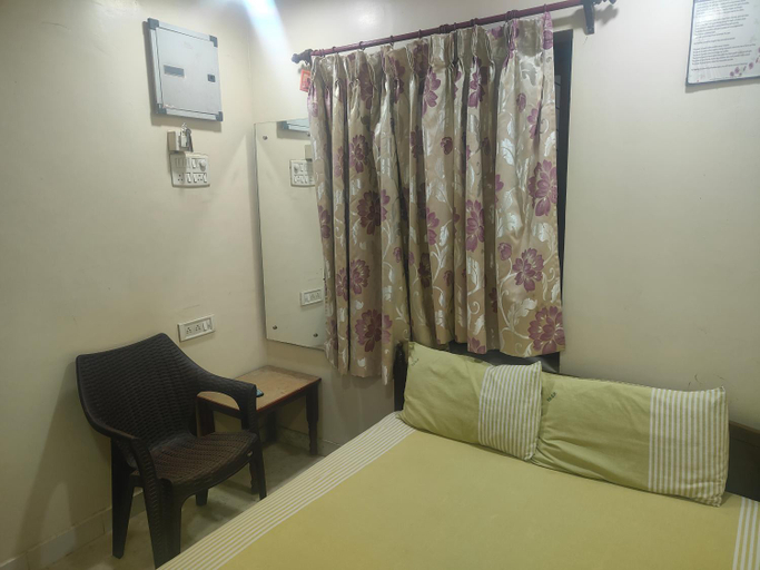 Bedroom 1, Thangam Balaji Guest House - Teynampet, Chennai