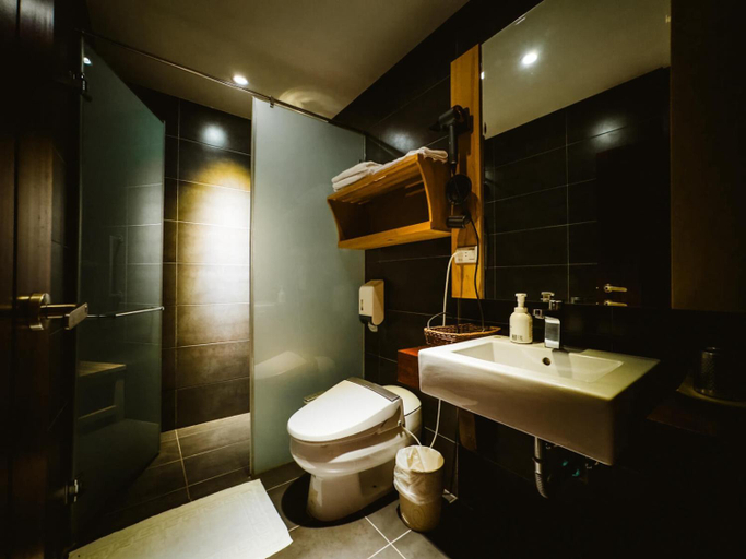 Bathroom 4, Serene Gray B&B, Yilan