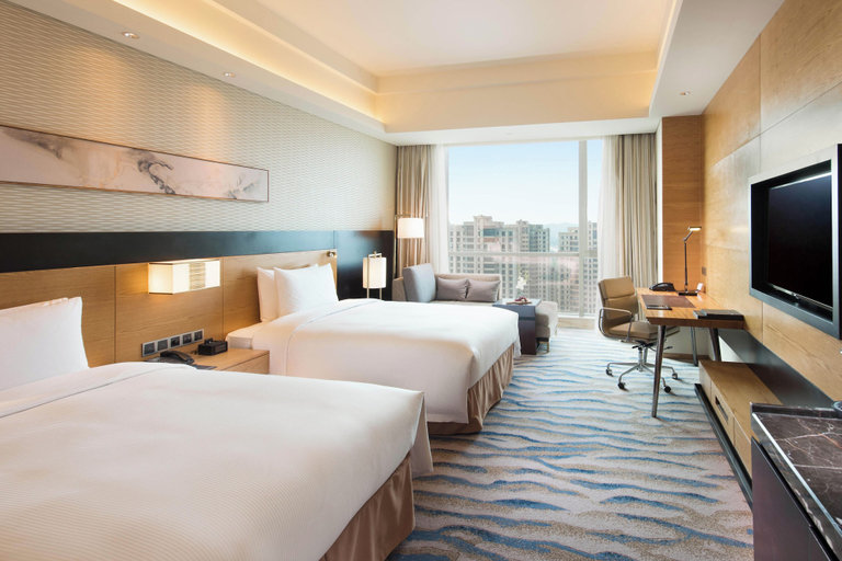 Bedroom 3, Hilton Yantai Golden Coast, Yantai