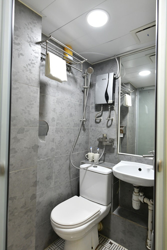 Bathroom 3, Star Hotel, Kowloon