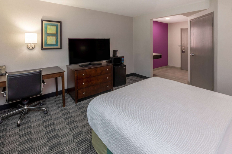 Bedroom 3, La Quinta Inn Houston Northwest, Houston