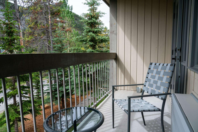 Bedroom 3, Tunnel Mountain Resort, Division No. 15