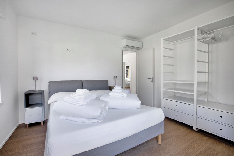 Room 2, Ulivo and Magnolia Bike & River Apartment, Trento