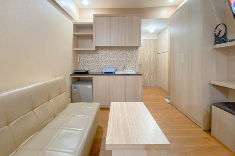 Others 2, Warm Tone Studio at Candiland Apartment By Travelio, Semarang