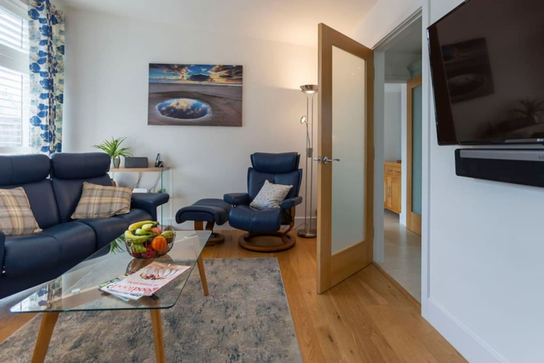 Room 2, The Grove in Cornwall, Cornwall