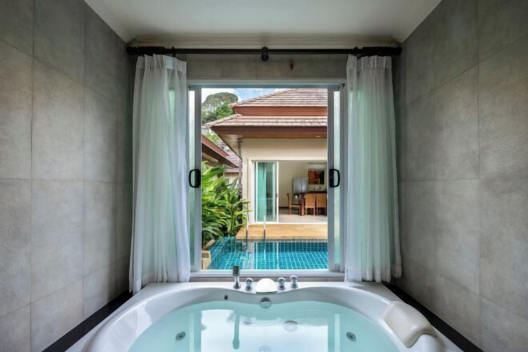 Bathroom 3, Villa Prima Karon Beach, Pulau Phuket