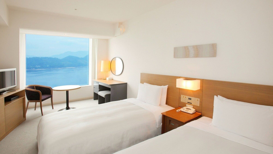 Bedroom 5, Grand Prince Hotel Hiroshima, Hiroshima