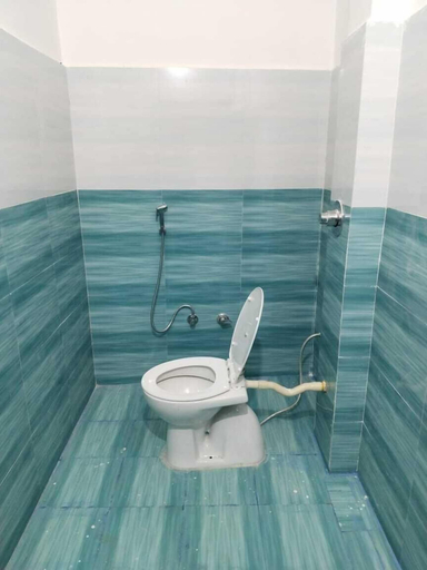 Bathroom 4, Kusum guest House, Faizabad