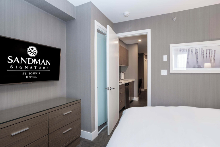 Bedroom 3, Sandman Signature St. John's Hotel, Division No. 1