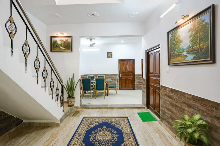 Public Area 3, FabHotel Premium Rooms, Delhi