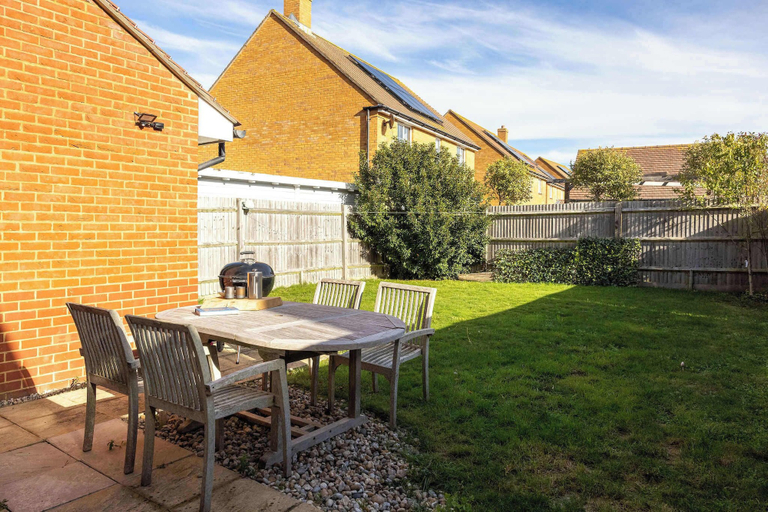 Room 3, Coastal Home for 6 in The Witterings, West Sussex