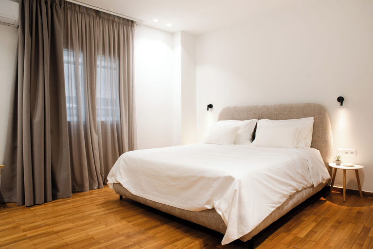 Room 5, City C Prime Residence, Attica