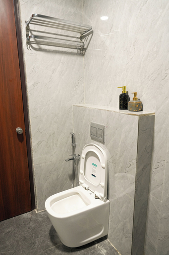 Bathroom 4, Madhura Luxury Hotel, Gachibowli near Hitech City, Hyderabad