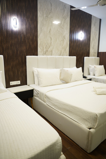 Room 4, Hotel Rosevelt, Islamabad