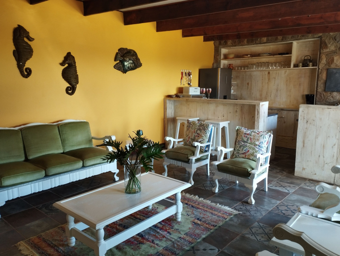 Others 5, Billy Bay Cottage, Ugu