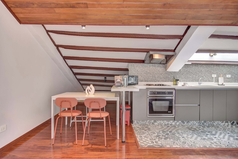 Room 2, w Delightful 1BR With Terrace in Zona T, Santafé de Bogotá