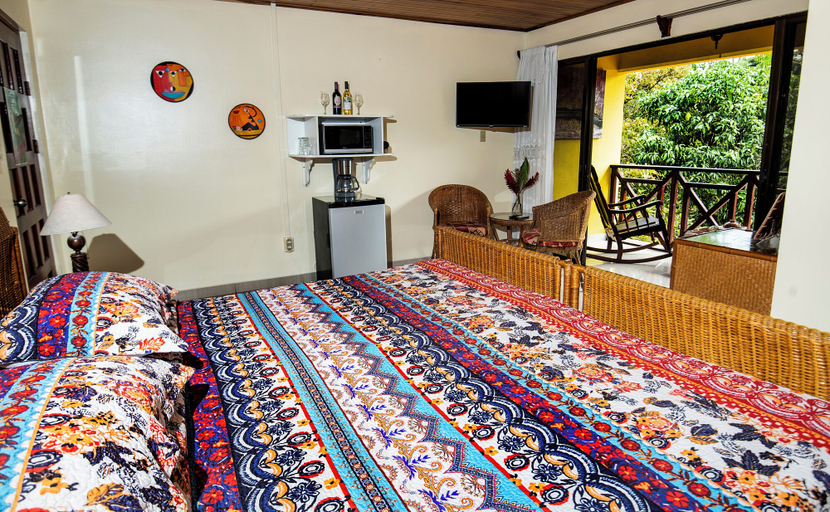 Bedroom 2, La Terraza Guest House B&B, Grecia