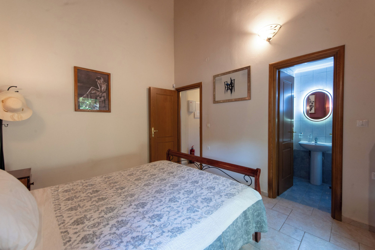 Room 2, Villa Chloe With Private Pool, Crete