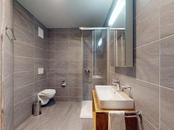 Bathroom 3, Apartment in Ski In Ski Out location, Conthey